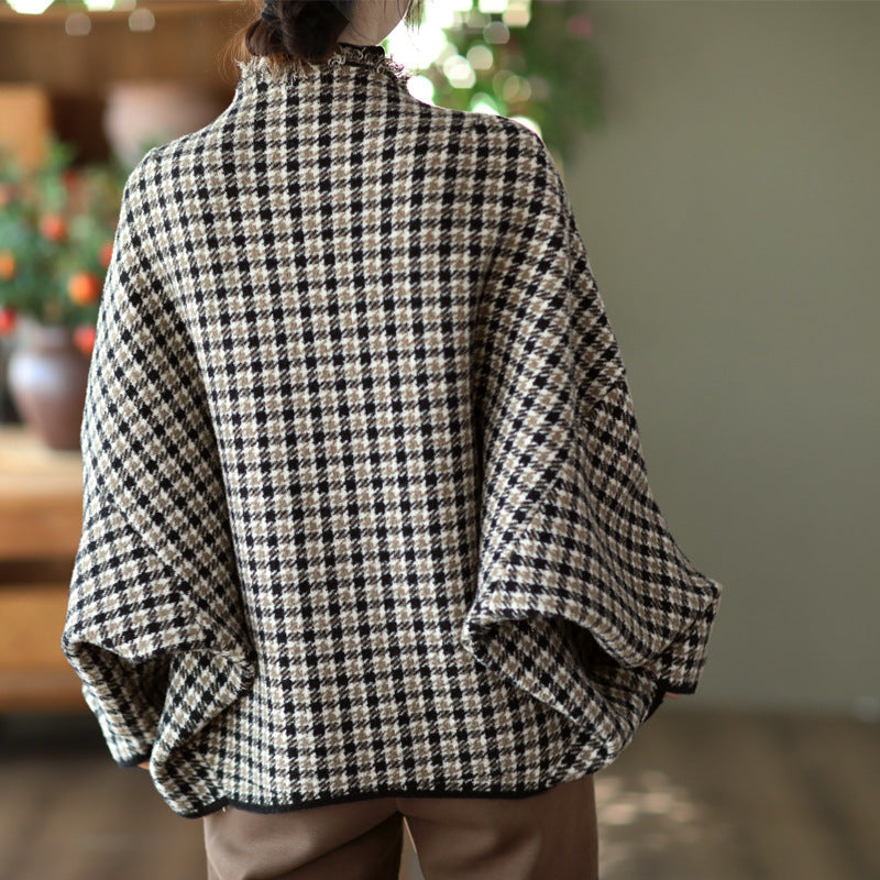 Elegantly Styled Coat for Everyday Wear