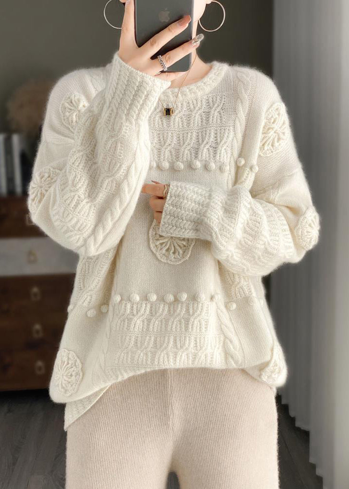 Classic Vintage Sweater with a Flattering Fit