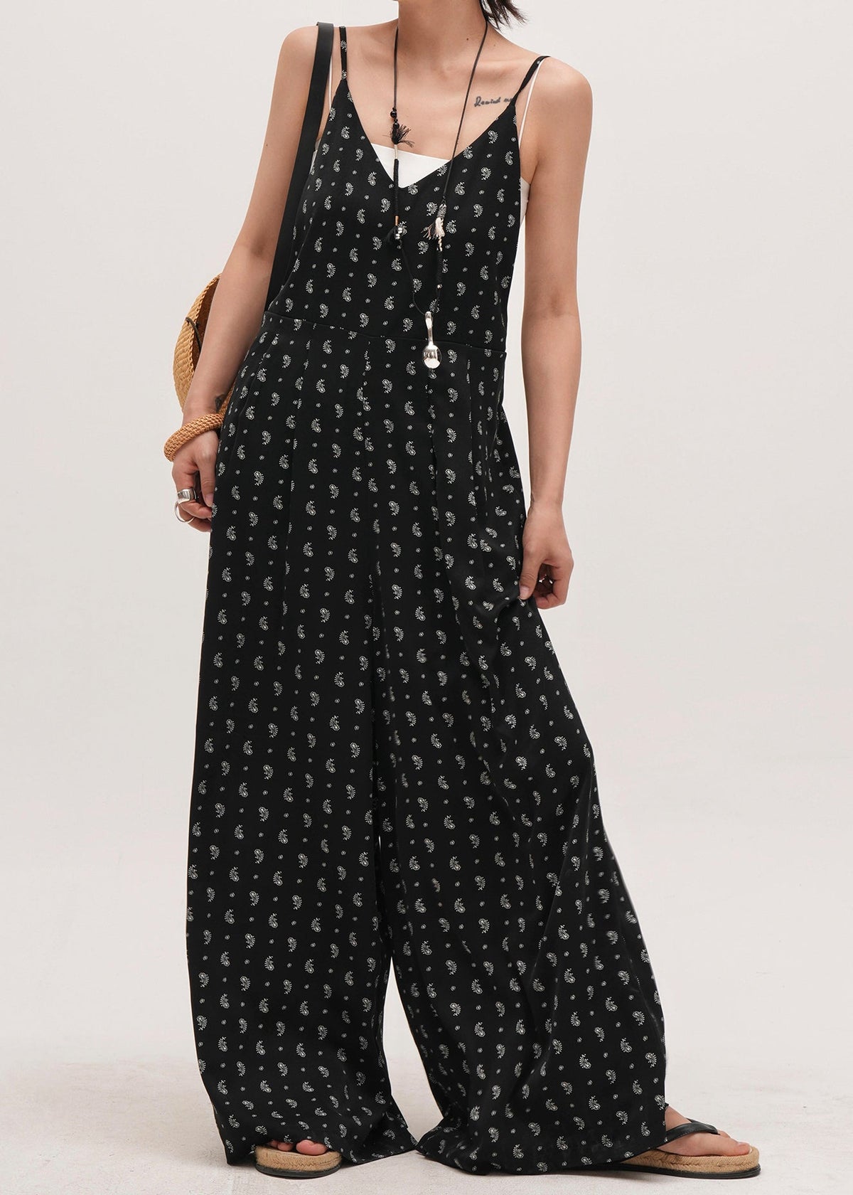 Sophisticated Garment with a Clean Classic Look