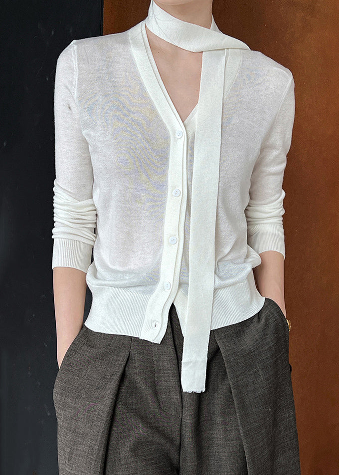 Beautifully Finished Top in a Timeless Design