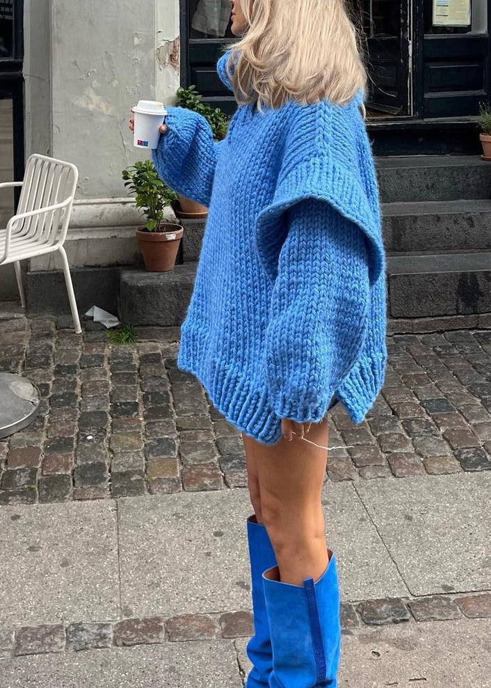 Beautifully Finished Sweater in a Timeless Design