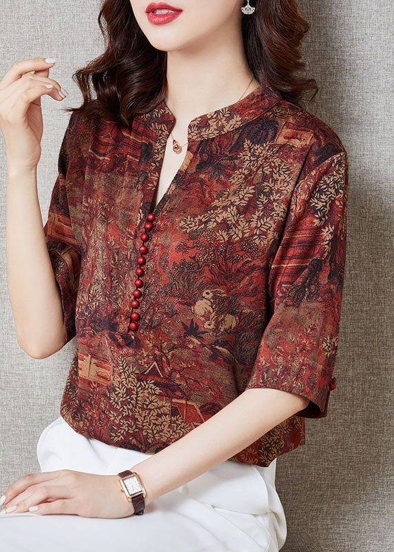 Effortlessly Elegant Top with a Timeless Design