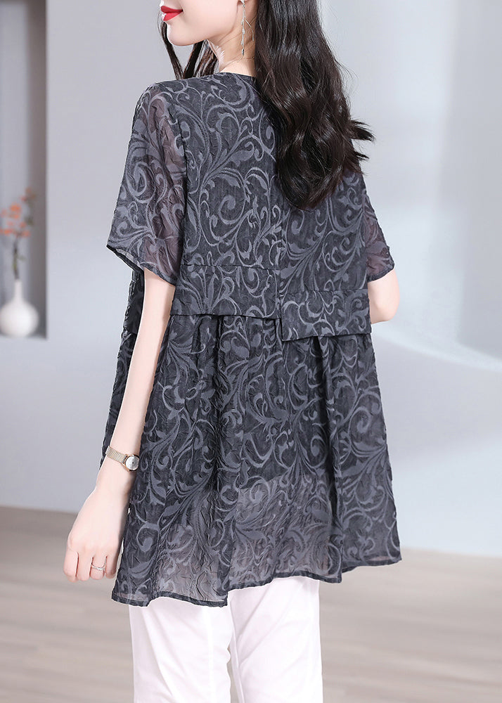 Effortlessly Elegant Shirt with a Timeless Design