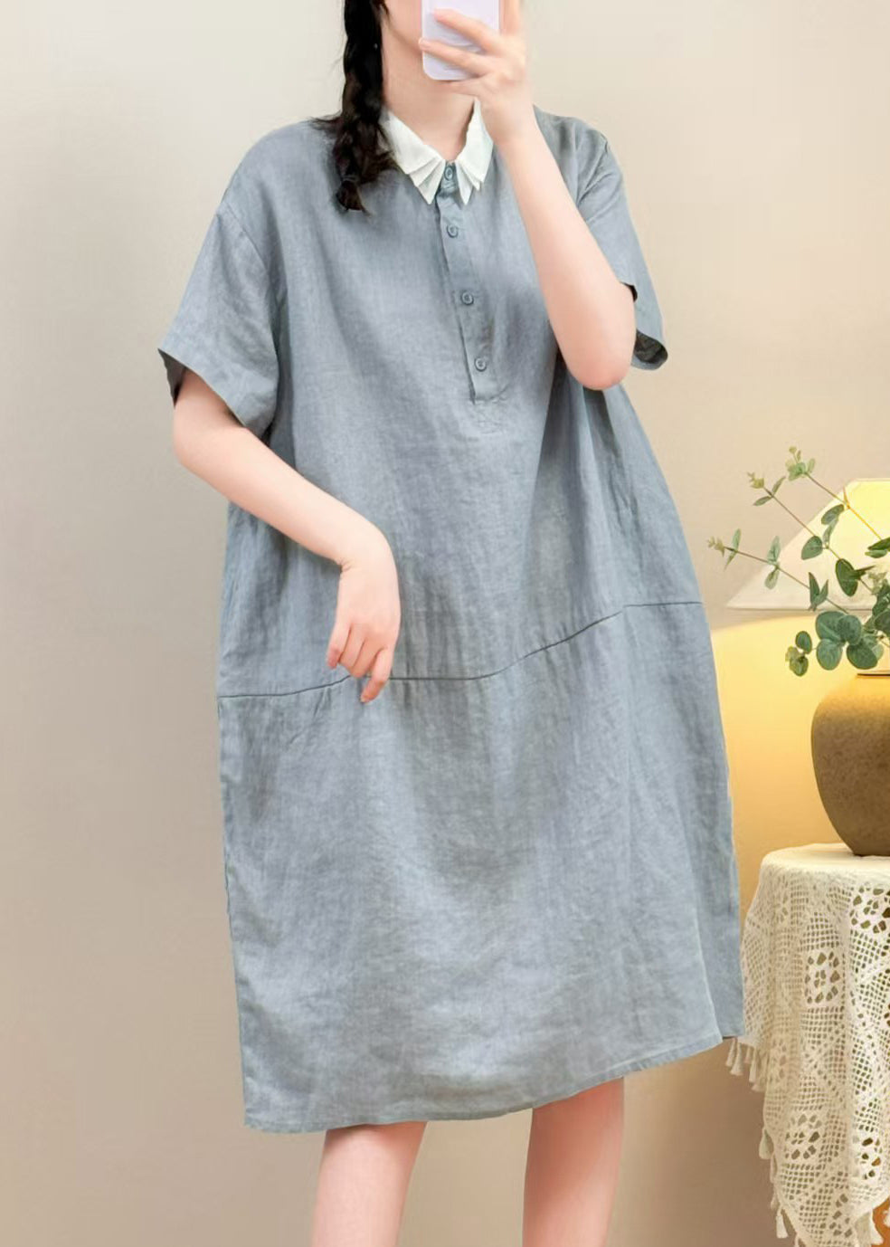 Classic Vintage Dress with a Flattering Fit