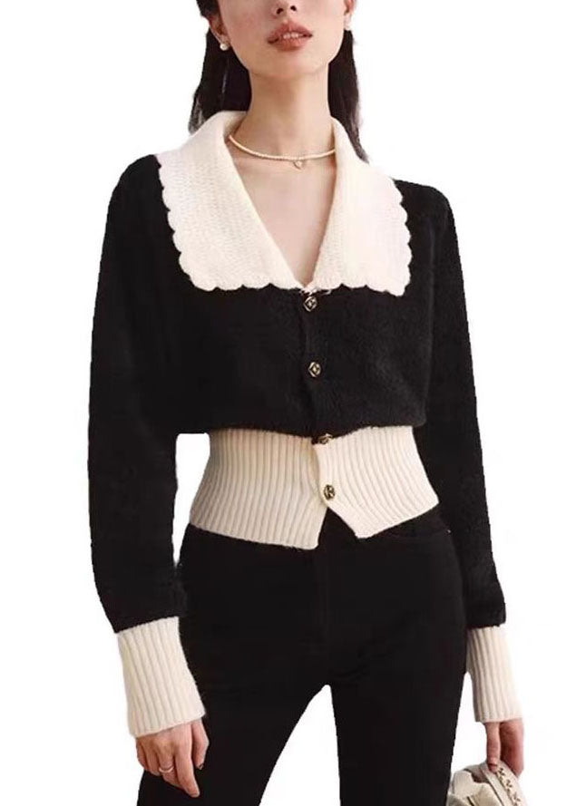 Beautifully Crafted Cardigan in a Classic Style
