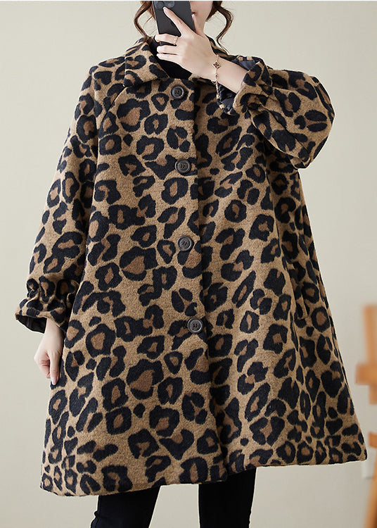 Beautifully Finished Coat in a Timeless Design