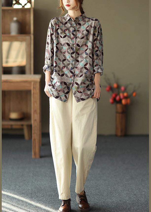 Well Tailored Blouse with a Graceful Silhouette