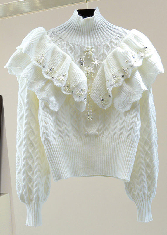 Effortlessly Elegant Sweater with a Timeless Design