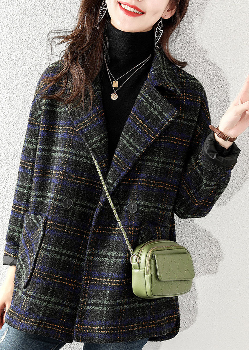 Sophisticated Coat with a Clean Classic Look