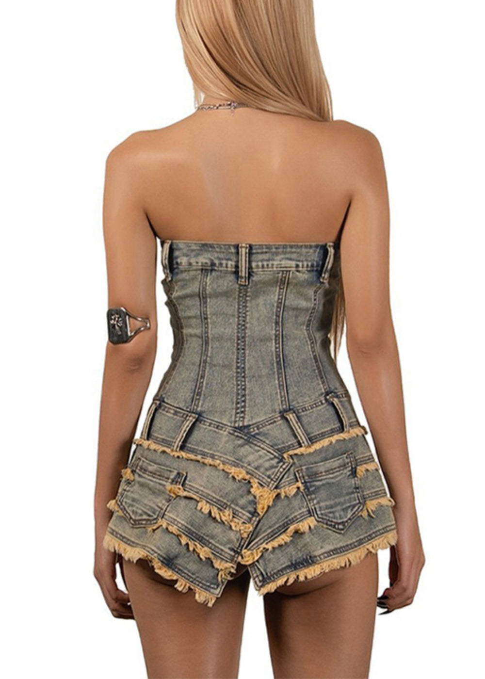 Gracefully Styled Dress for Any Occasion
