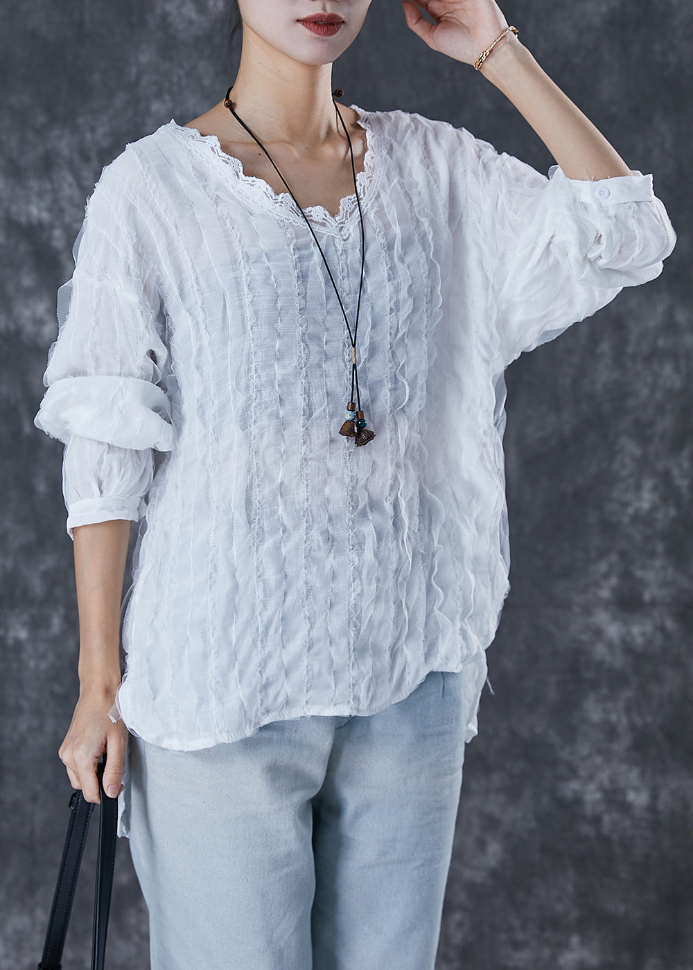 Effortlessly Elegant Shirt with a Timeless Design
