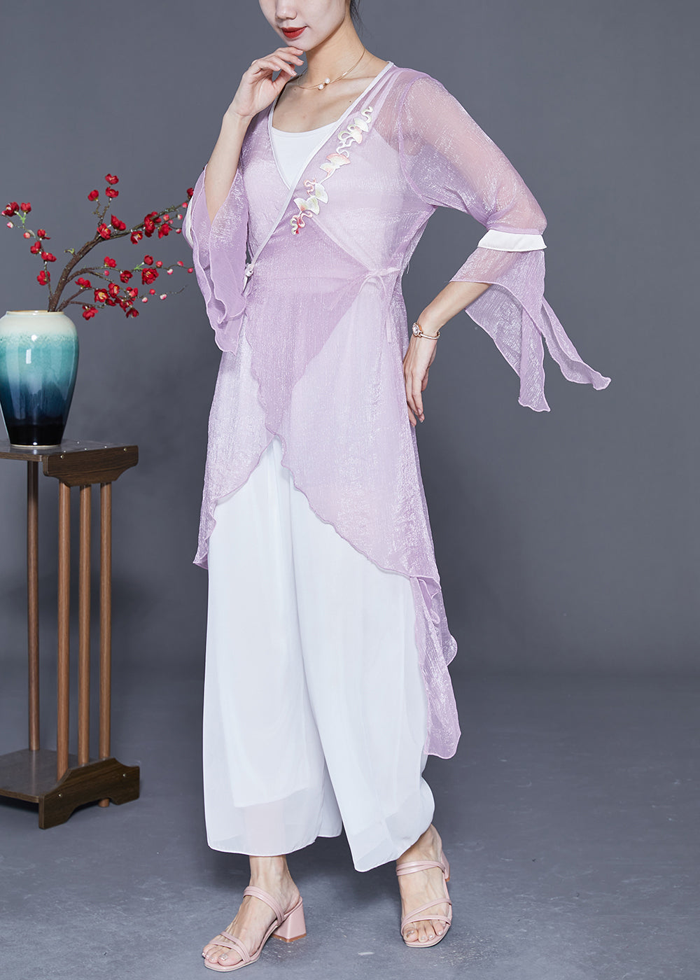 Classic Vintage & Enduringly Stylish Top