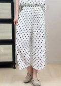 Well Tailored Pants with a Graceful Silhouette