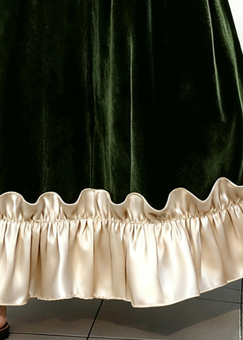 Beautifully Finished Garment in a Timeless Design
