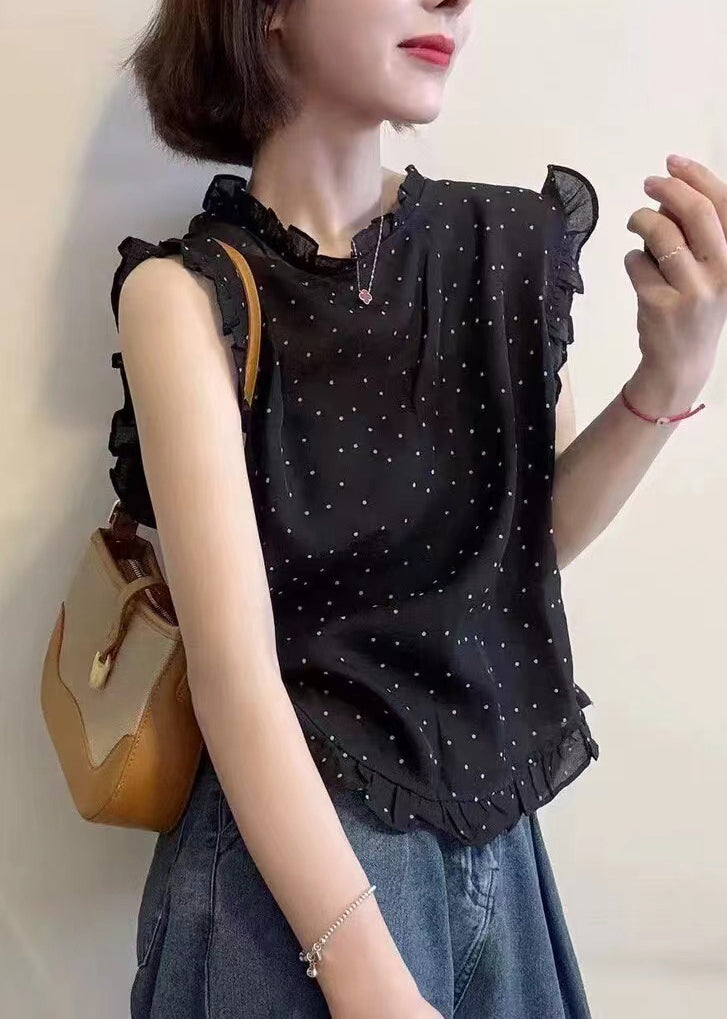 Gracefully Styled Garment for Any Occasion