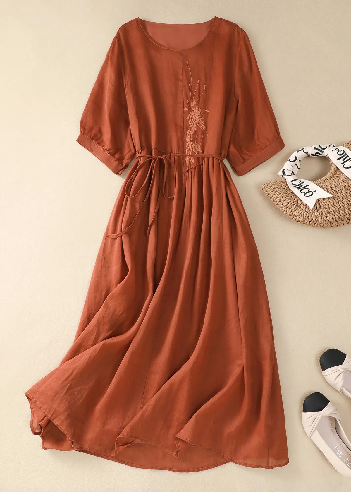 Gracefully Styled Dress for Any Occasion