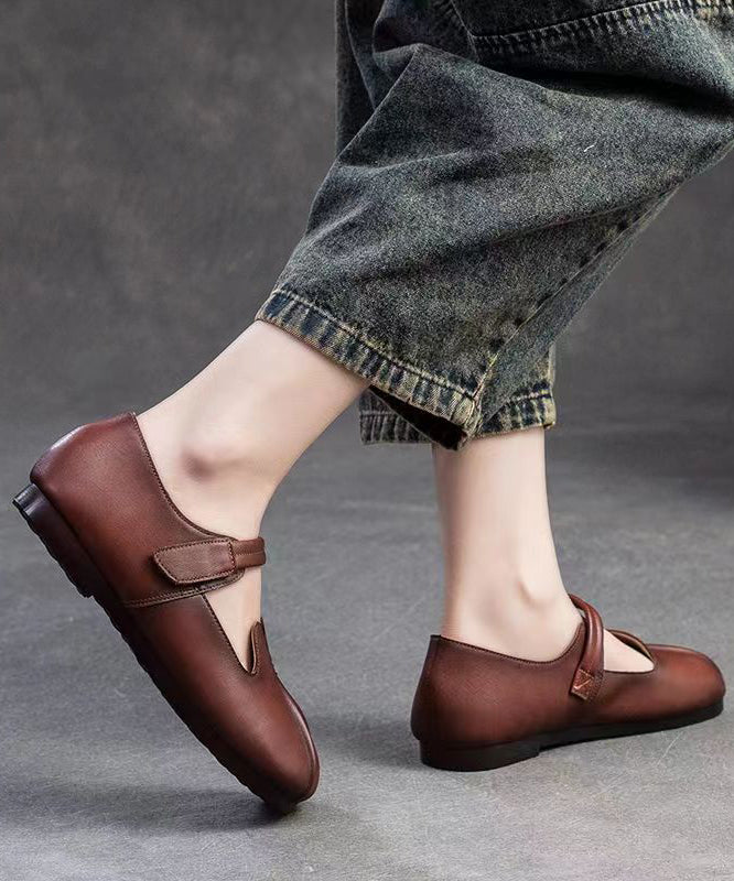 Chic Orthopedic Flats with Unique Design