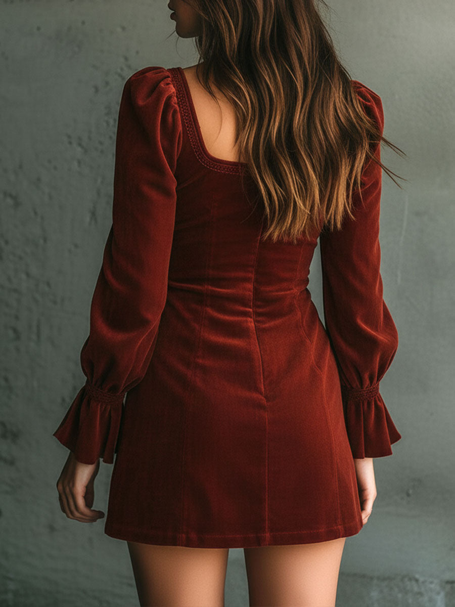 Sophisticated Dress with a Clean Classic Look