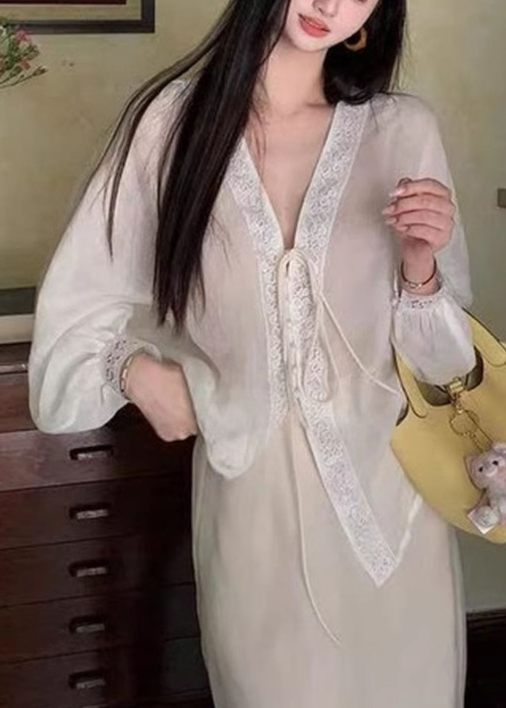 Elegantly Styled Blouse for Everyday Wear