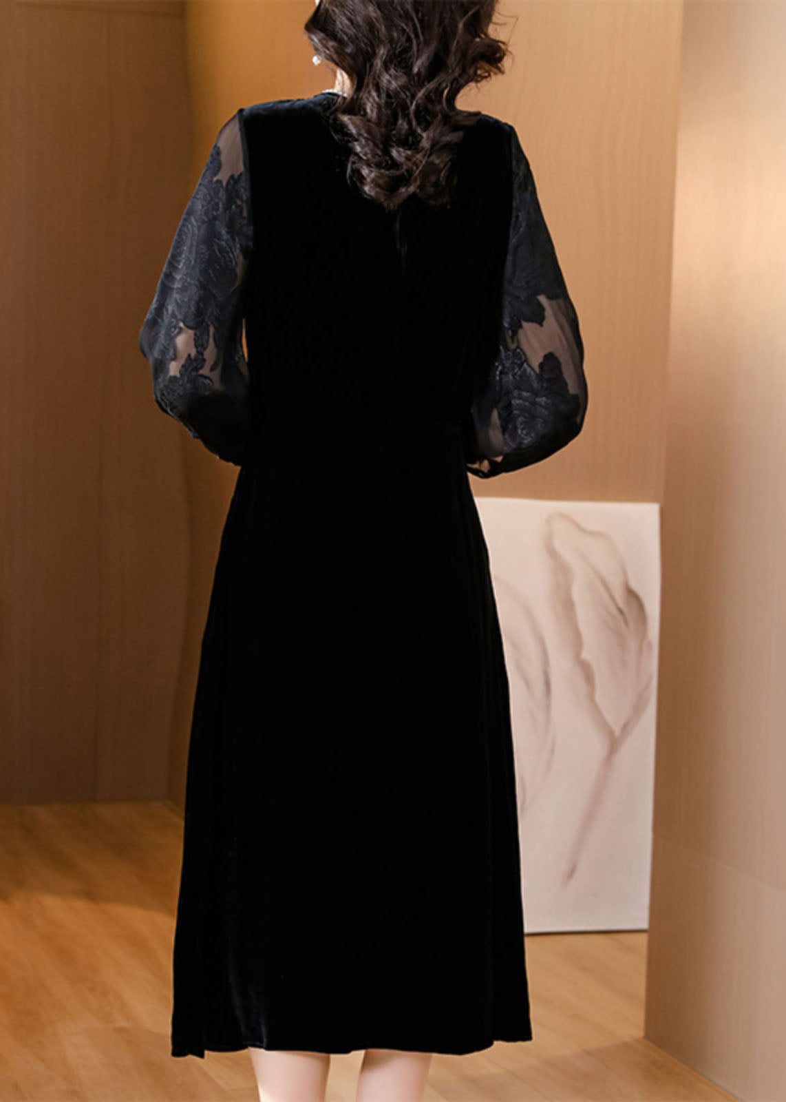 Elegantly Styled Dress for Everyday Wear