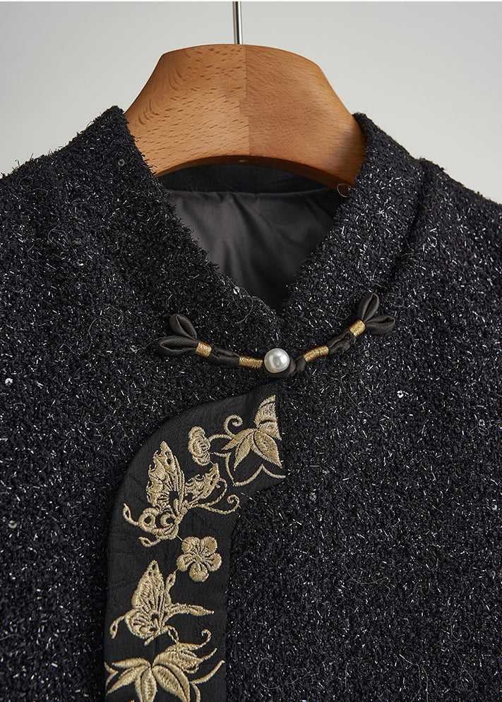 Gracefully Styled Garment for Any Occasion