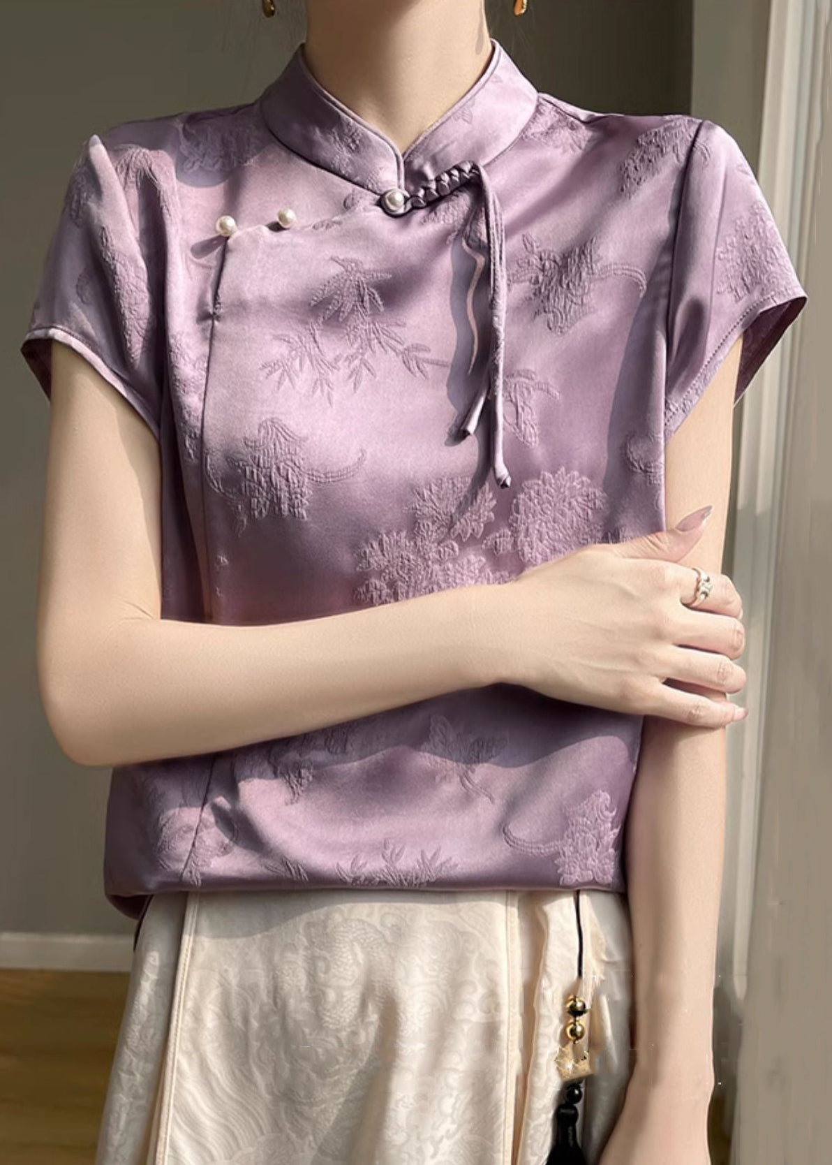 Polished Blouse with an Effortless Classic Look