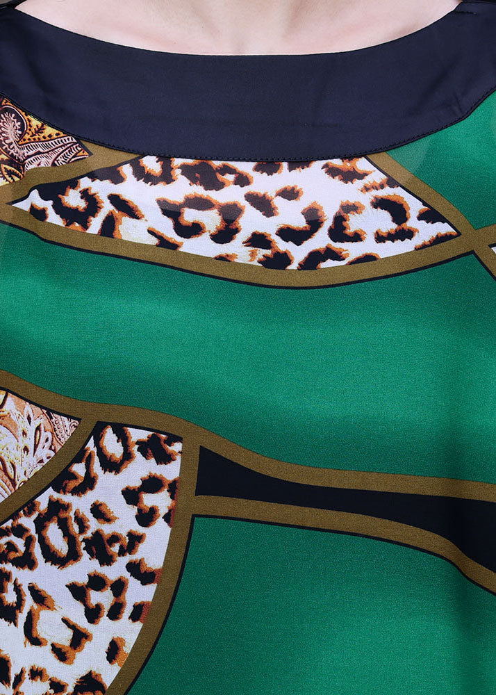 Beautifully Finished Top in a Timeless Design