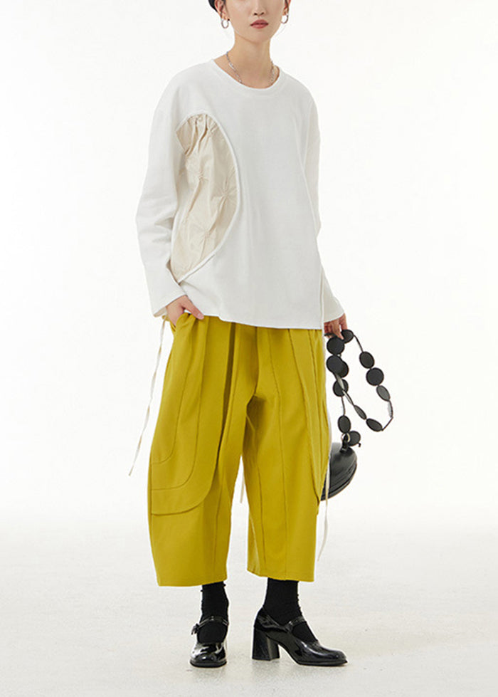 Effortlessly Elegant Pants with a Timeless Design