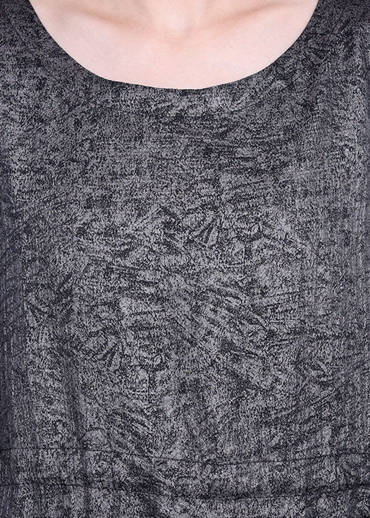 Effortlessly Elegant Garment with a Timeless Design