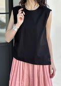Effortlessly Elegant Top with a Timeless Design