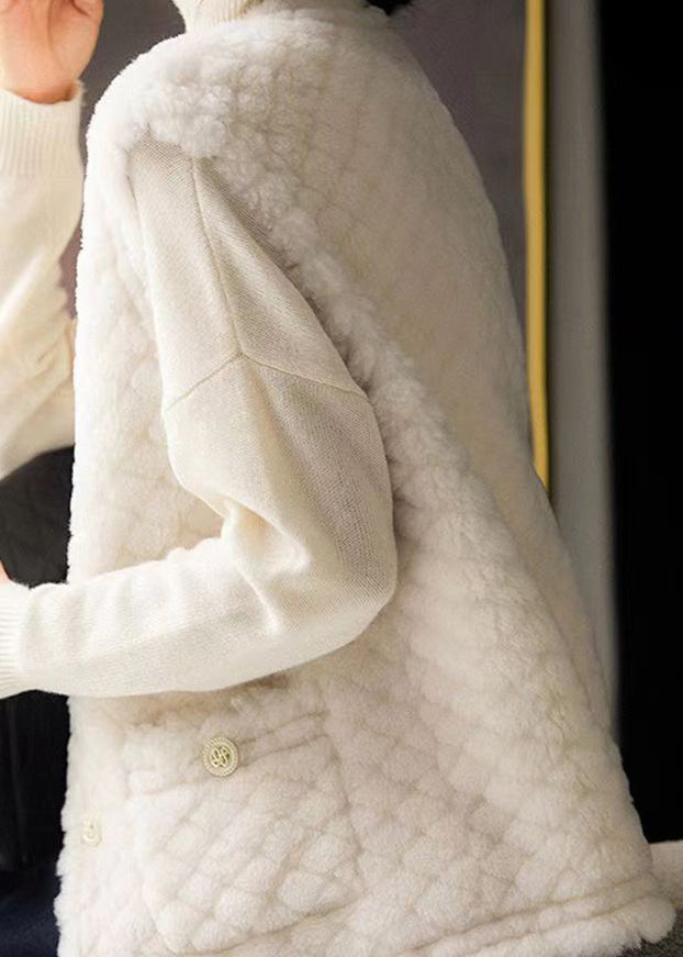 Well Tailored Garment with a Graceful Silhouette