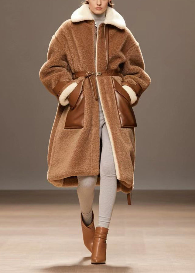 Gracefully Styled Coat for Any Occasion