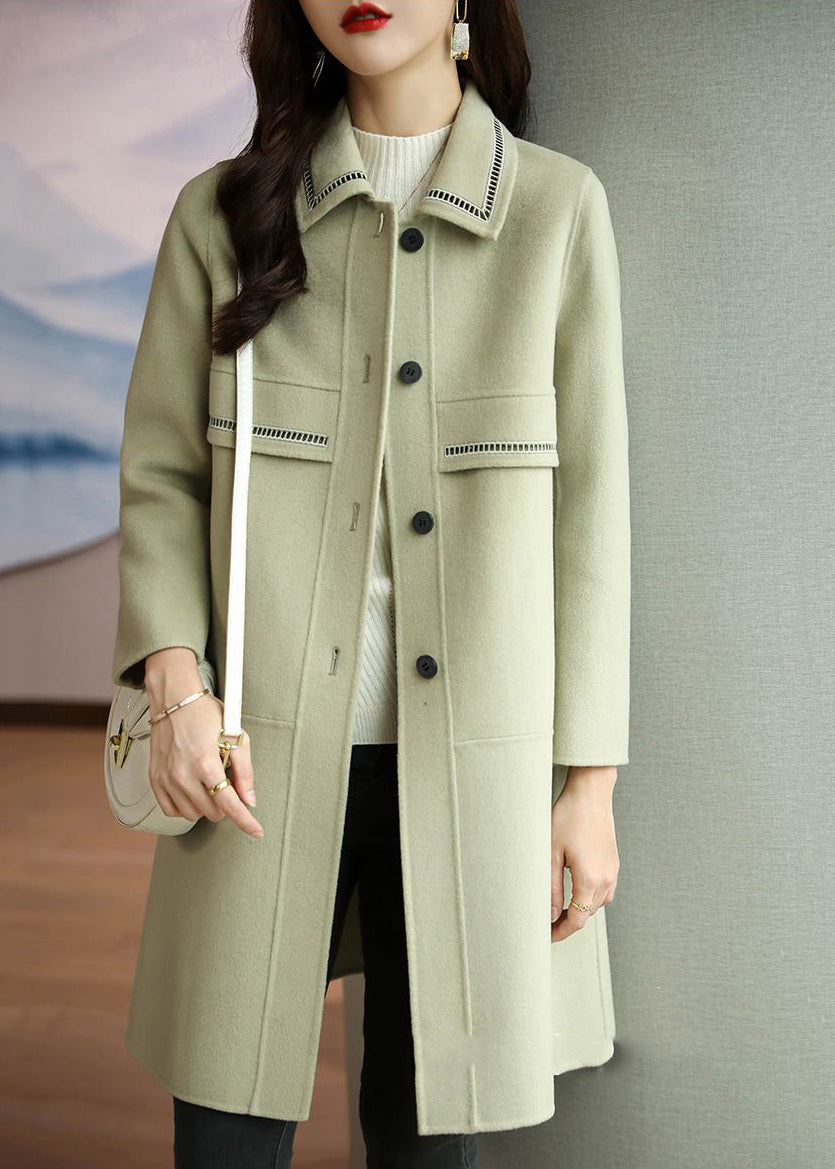 Effortlessly Elegant Jacket with a Timeless Design