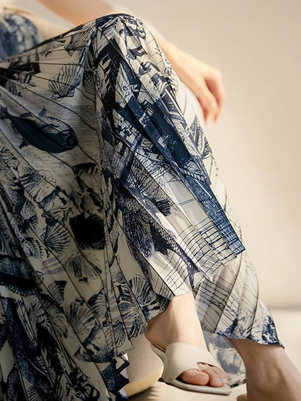 Sophisticated Garment with a Clean Classic Look