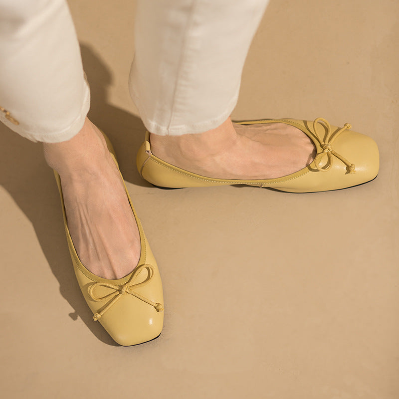 Graceful Orthopedic Flats for Modern Look
