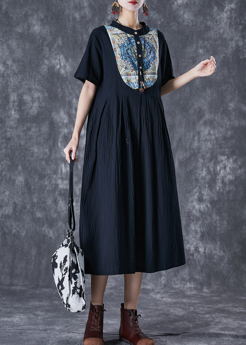 Gracefully Styled Dress for Any Occasion