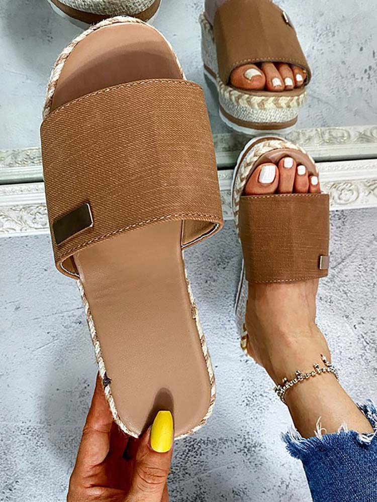 Chic Orthopedic Sandals with Unique Design