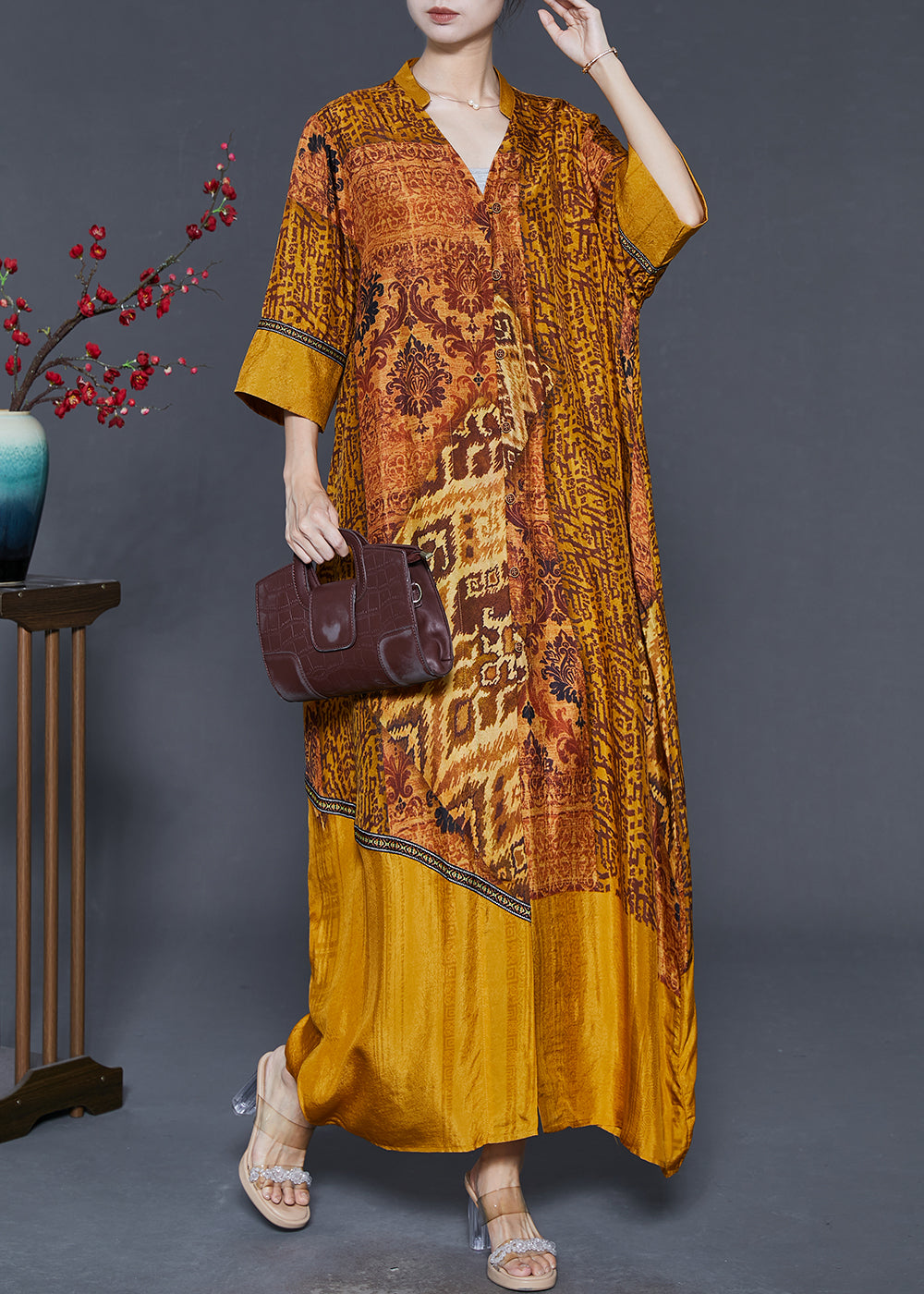 Beautifully Crafted Dress in a Classic Style