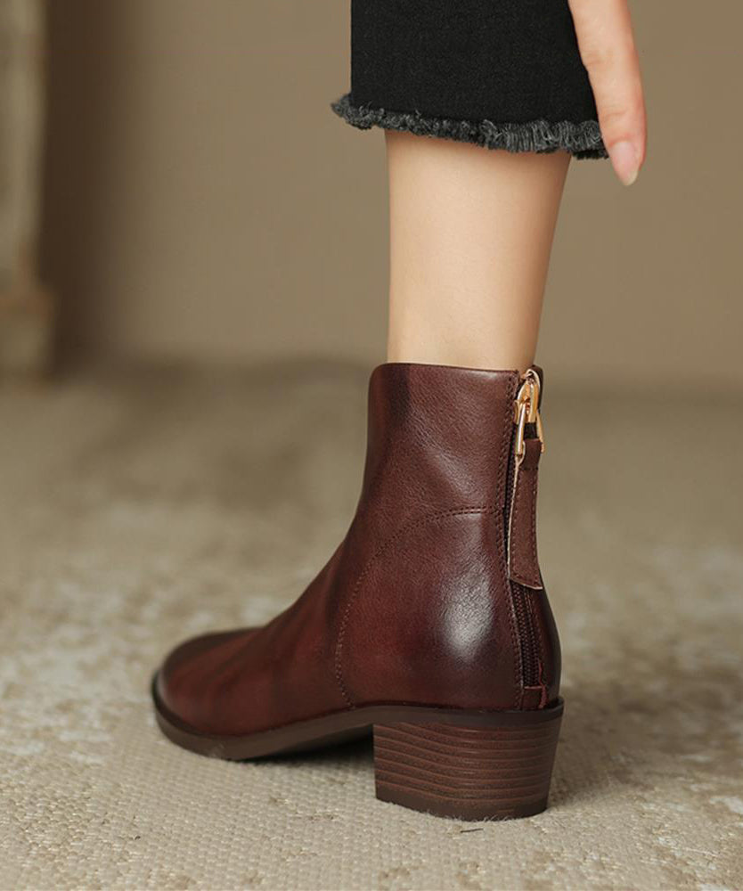 Graceful Orthopedic Boots for Modern Look