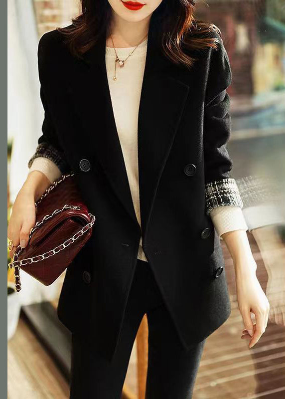 Gracefully Styled Coat for Any Occasion