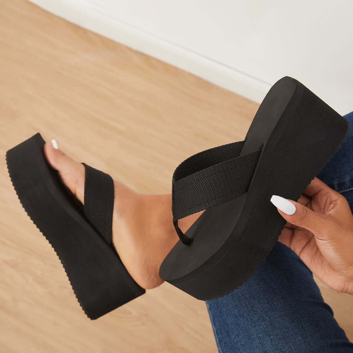 Chic Orthopedic Sandals with Unique Design