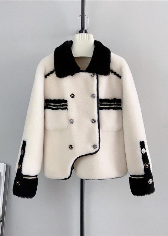 Polished Coat with an Effortless Classic Look