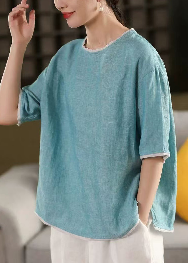 Effortlessly Elegant Top with a Timeless Design