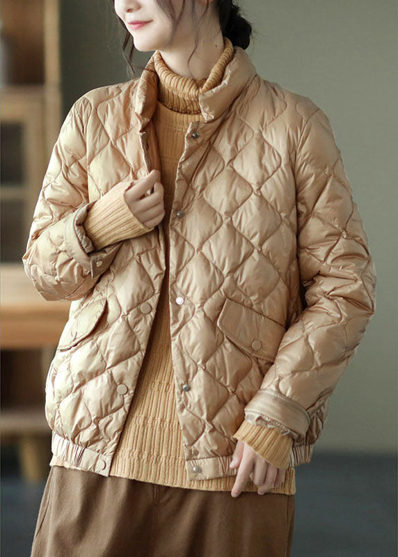 Effortlessly Elegant Coat with a Timeless Design