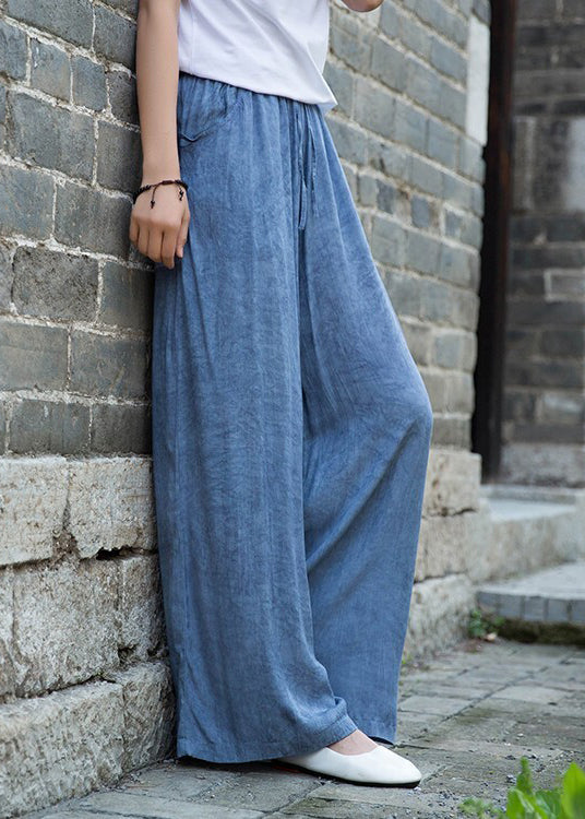 Classic Vintage Pants with a Flattering Fit