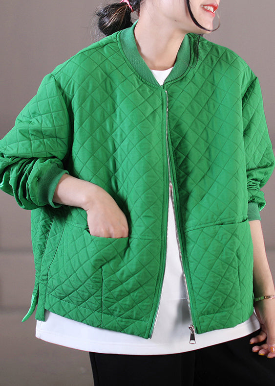 Well Tailored Coat with a Graceful Silhouette