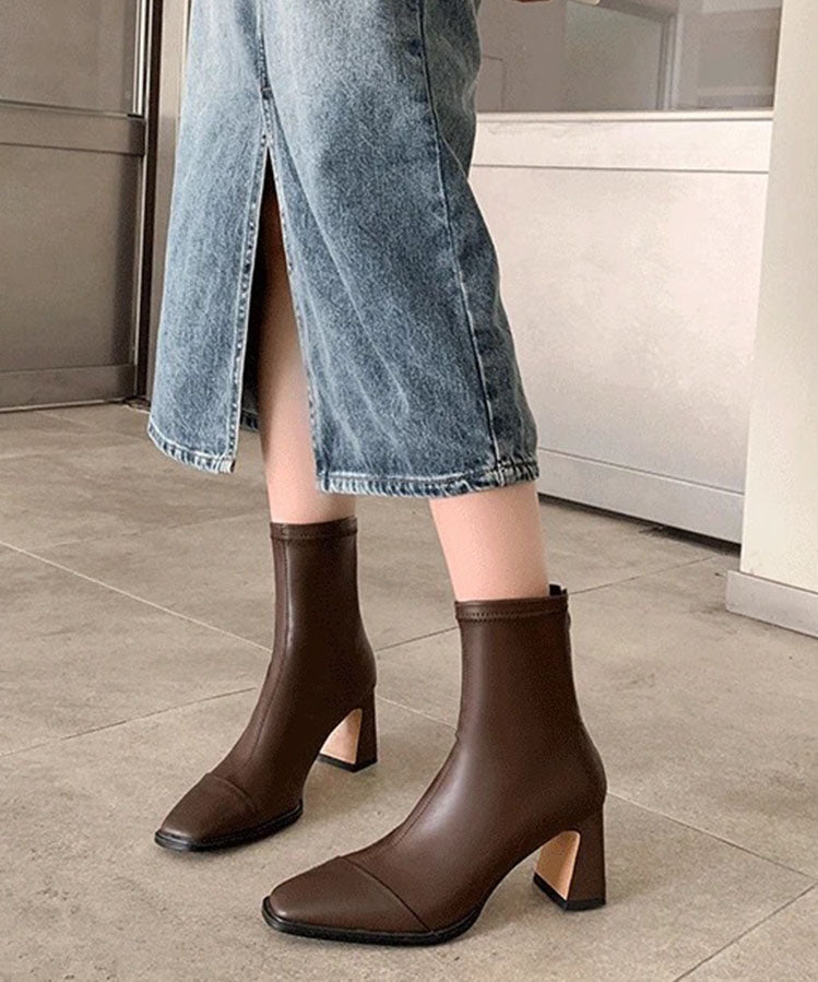 Graceful Orthopedic Boots for Modern Look