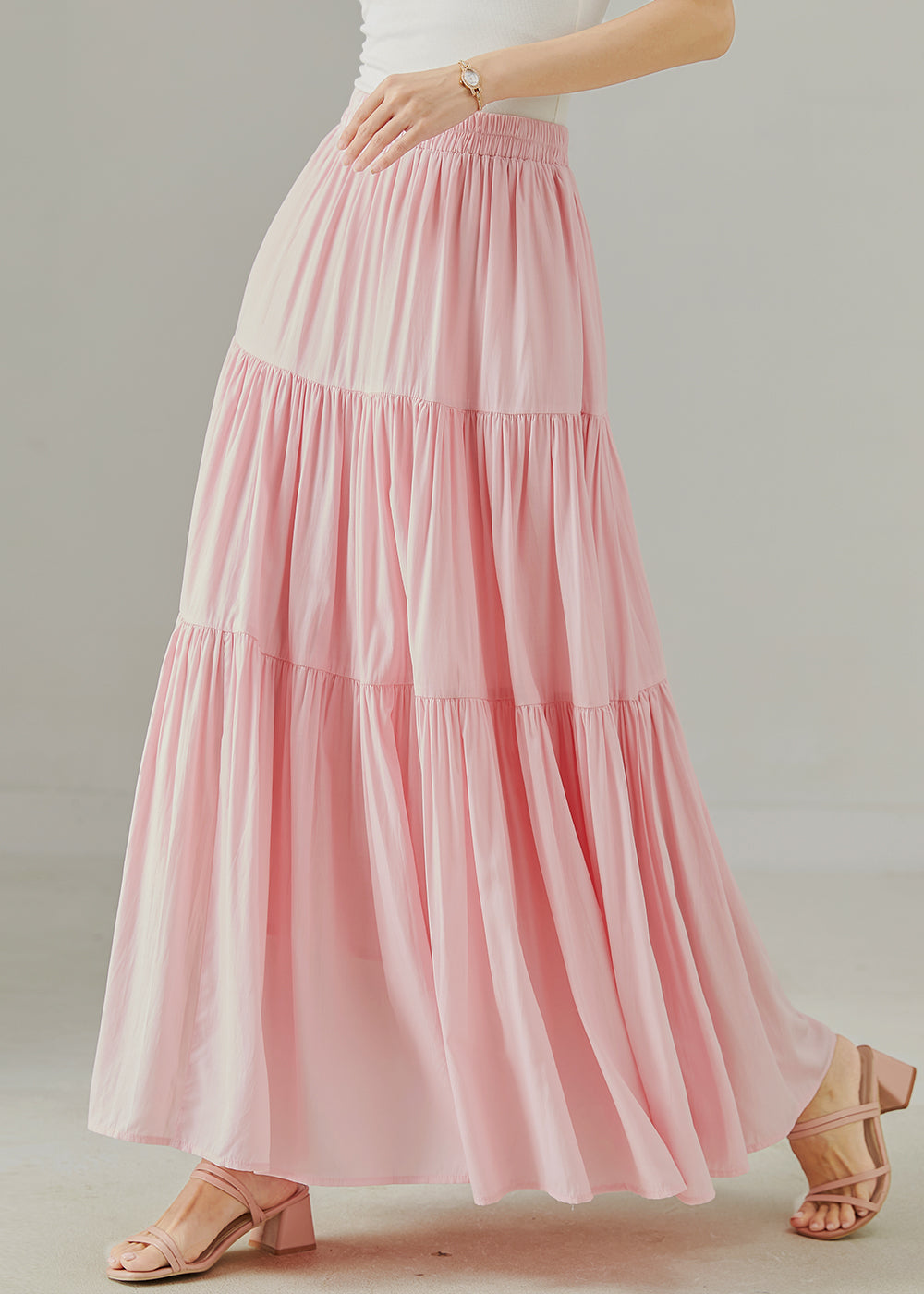Effortlessly Elegant Garment with a Timeless Design