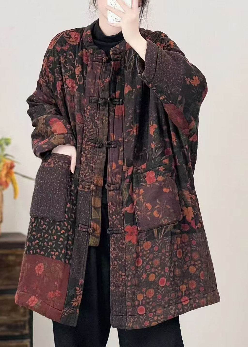 Beautifully Finished Coat in a Timeless Design