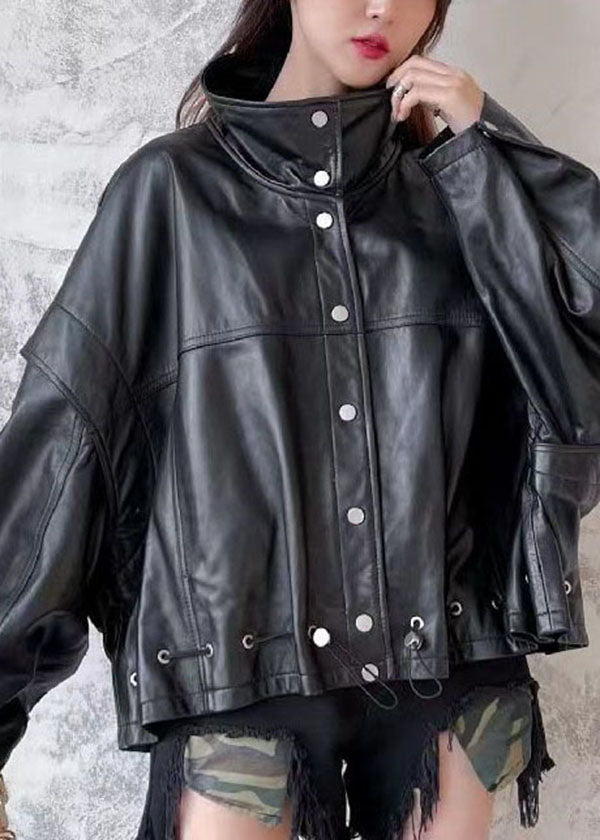 Well Tailored Jacket with a Graceful Silhouette